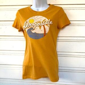Aeropostale women’s M Classic Crew vintage yellow short sleeve t-shirt